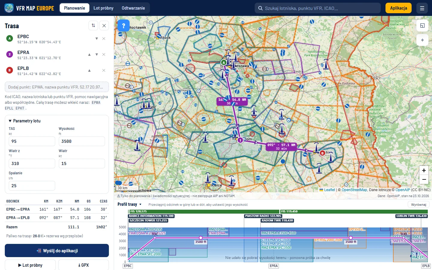 Mapa vfrmap.eu z zaplanowaną trasą EPBC - EPRA - EPLB, panelem trasy po lewej i profilem trasy pod mapą